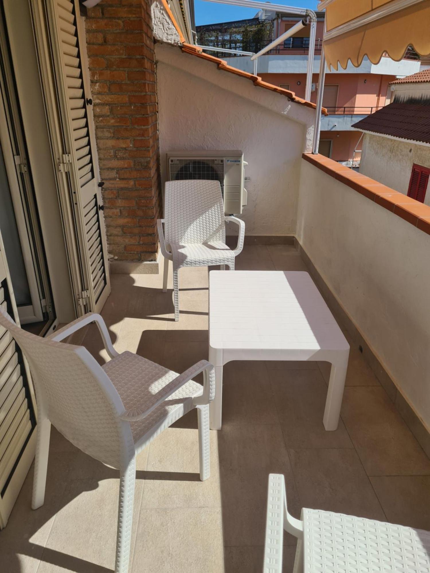 B&B Al Quadrato Scalea Exterior foto